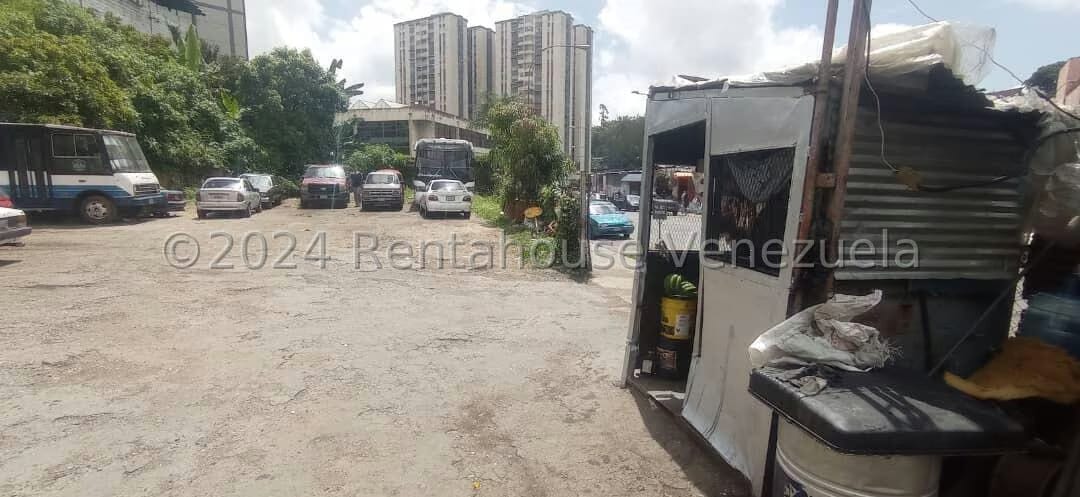 Terreno (Comercial) en Venta en Municipio Guaicaipuro, Miranda - 3