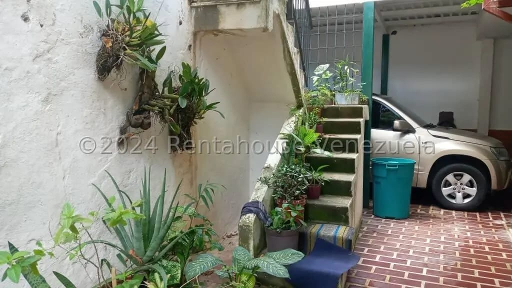 Casa (Duplex) en Venta en Lomas de La Trinidad, Distrito Metropolitano - 25