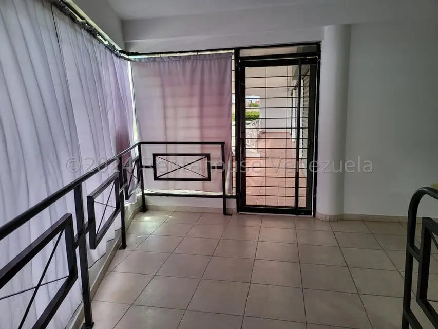 Comercial (Local Comercial) en Venta en La Tropicana, Zulia - 14