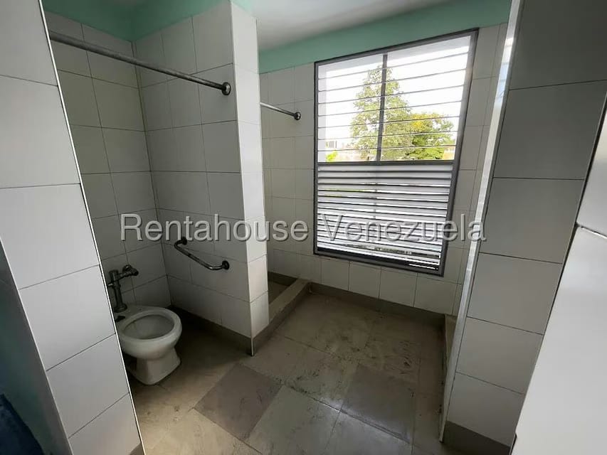 Casa (Multipes Niveles) en Alquiler en Los Chorros, Distrito Metropolitano - 17