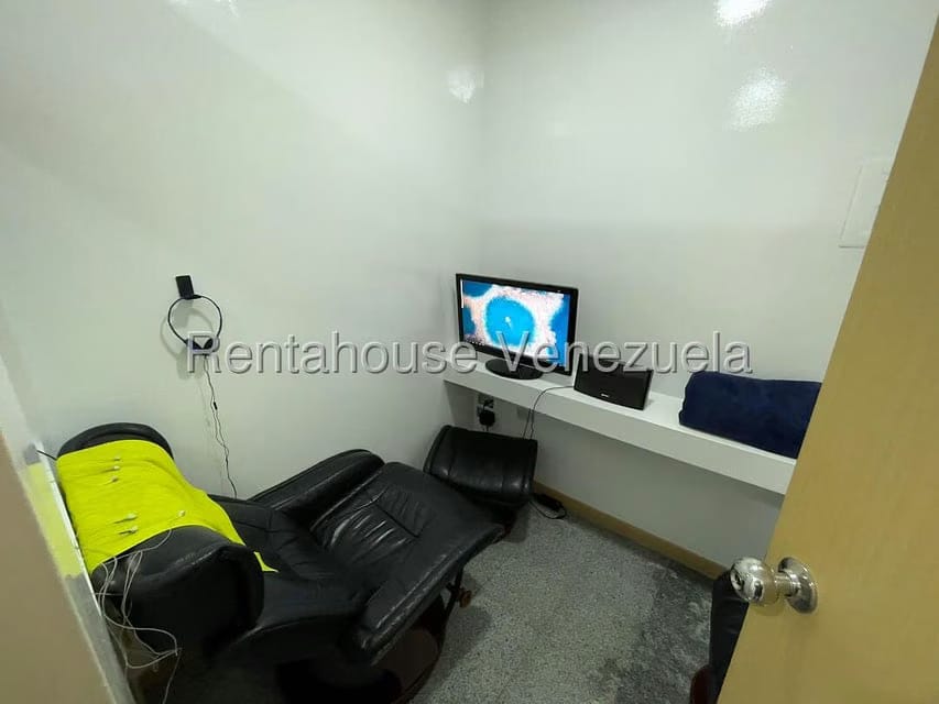 Casa (Multipes Niveles) en Alquiler en Los Chorros, Distrito Metropolitano - 28