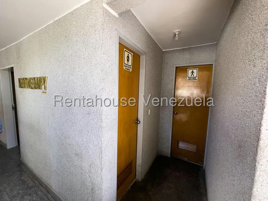 Casa (Multipes Niveles) en Alquiler en Los Chorros, Distrito Metropolitano - 29