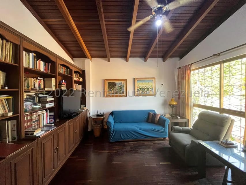 Casa (Multipes Niveles) en Venta en Oripoto, Distrito Metropolitano - 25