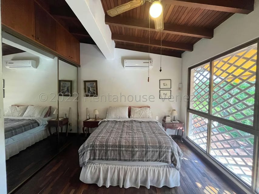 Casa (Multipes Niveles) en Venta en Oripoto, Distrito Metropolitano - 27