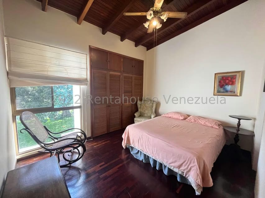Casa (Multipes Niveles) en Venta en Oripoto, Distrito Metropolitano - 33