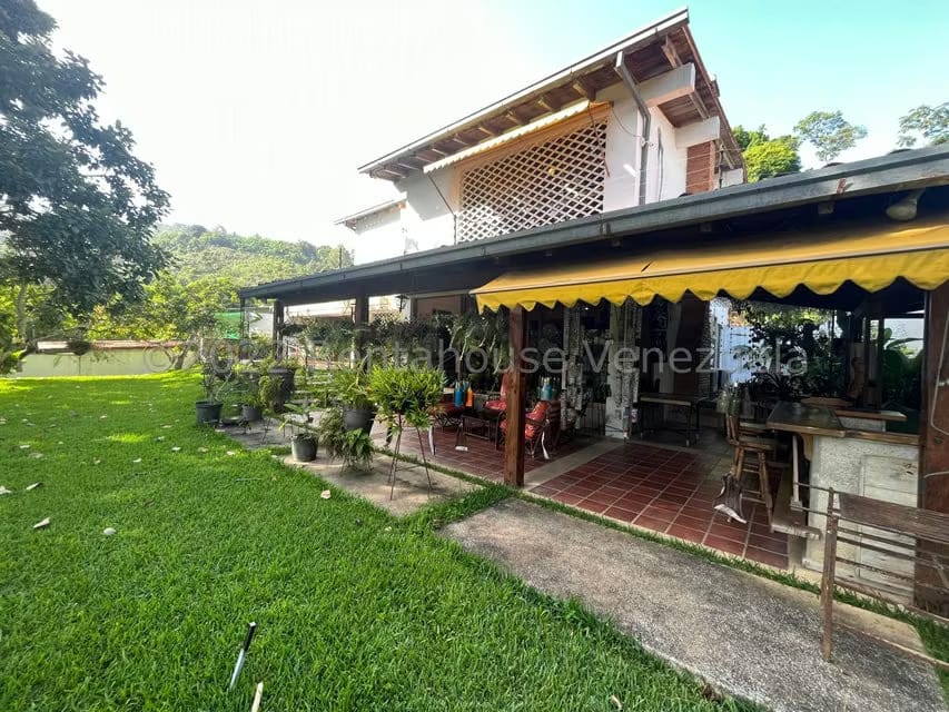 Casa (Multipes Niveles) en Venta en Oripoto, Distrito Metropolitano - 41