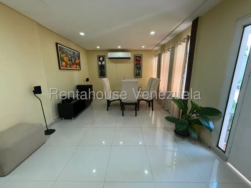 Casa (1 Nivel) en Venta en Tamare, Zulia - 2