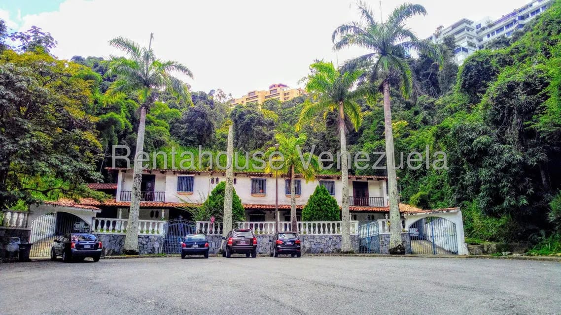 Casa (Multipes Niveles) en Venta en San Luis, Distrito Metropolitano
