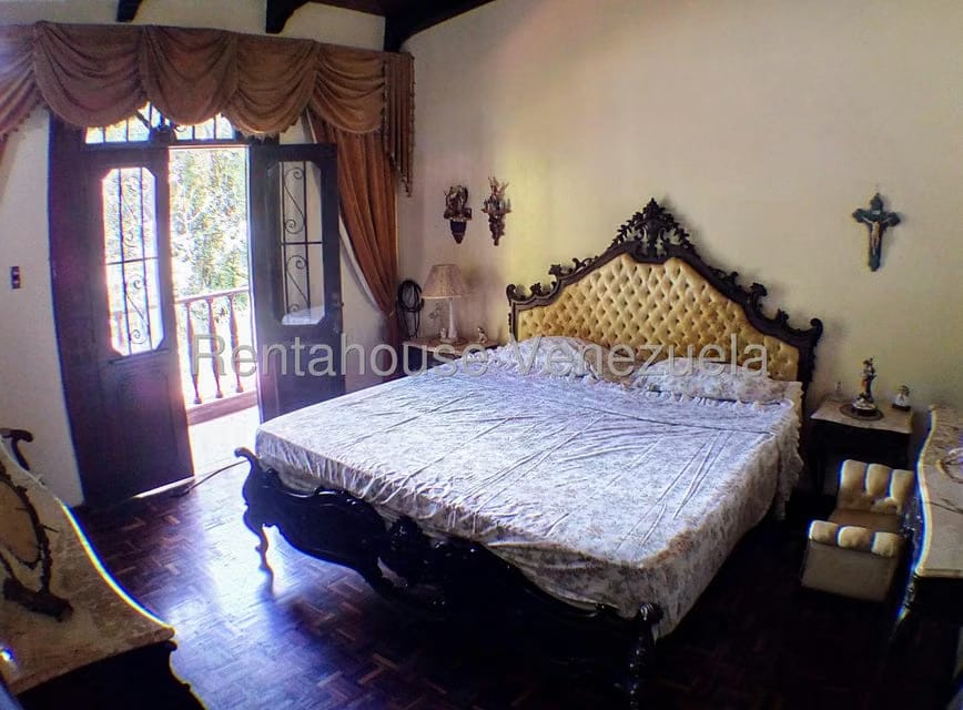 Casa (Multipes Niveles) en Venta en San Luis, Distrito Metropolitano - 25