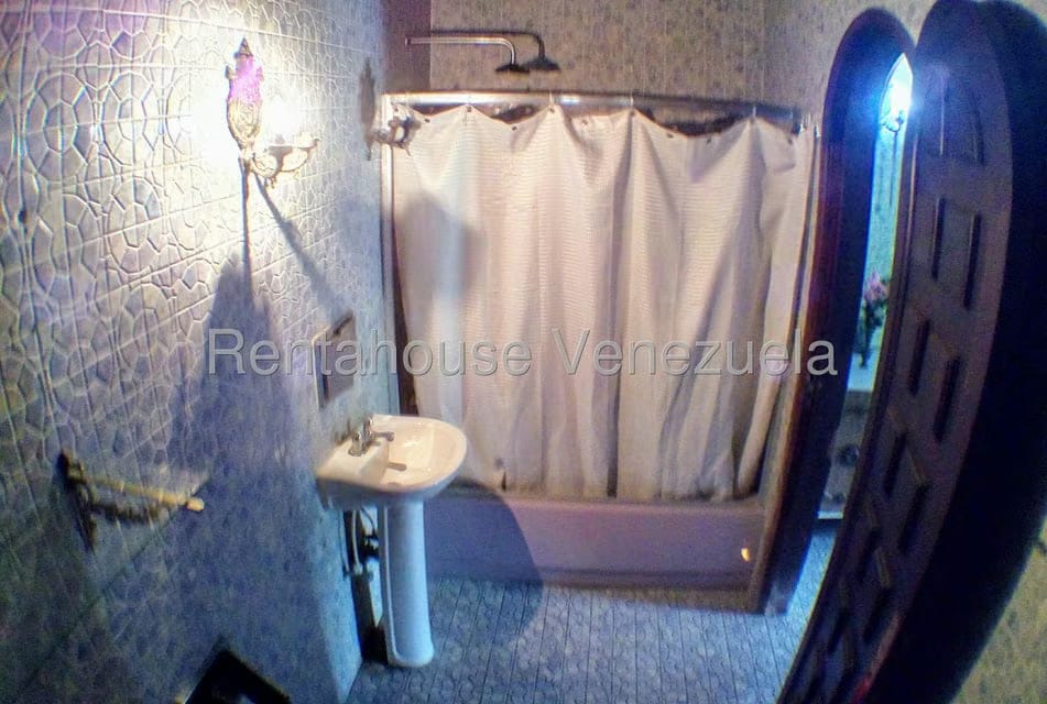 Casa (Multipes Niveles) en Venta en San Luis, Distrito Metropolitano - 28