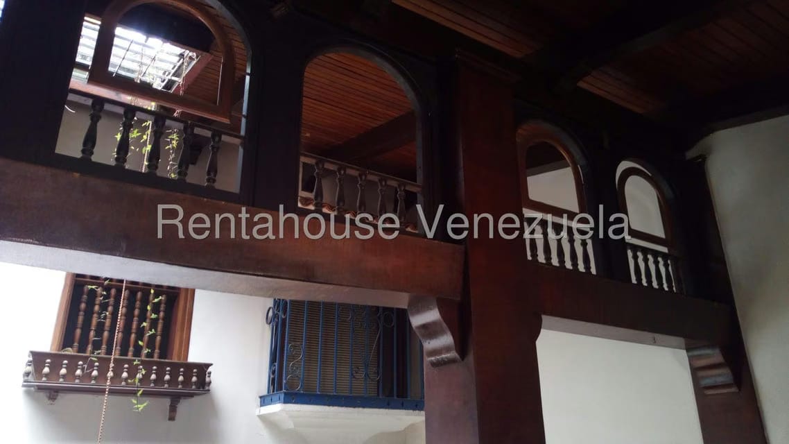 Casa (Multipes Niveles) en Venta en San Luis, Distrito Metropolitano - 36