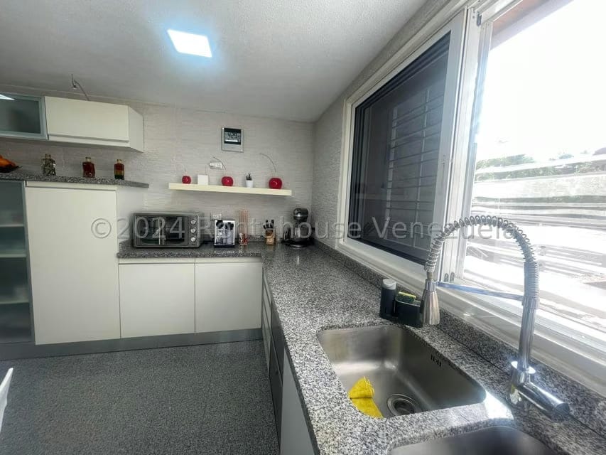 Townhouse (Multiples Niveles) en Venta en La Lagunita Country Club, Distrito Metropolitano - 19