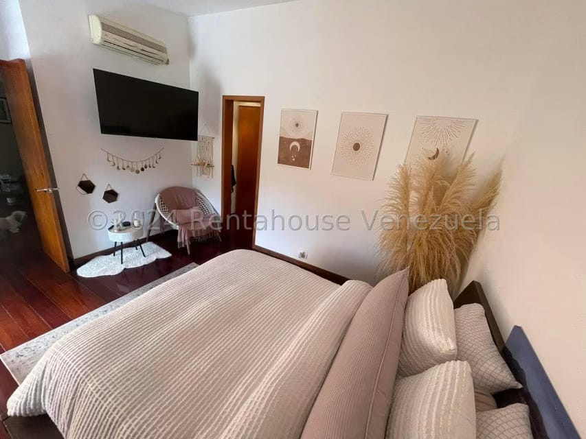 Townhouse (Multiples Niveles) en Venta en La Lagunita Country Club, Distrito Metropolitano - 32