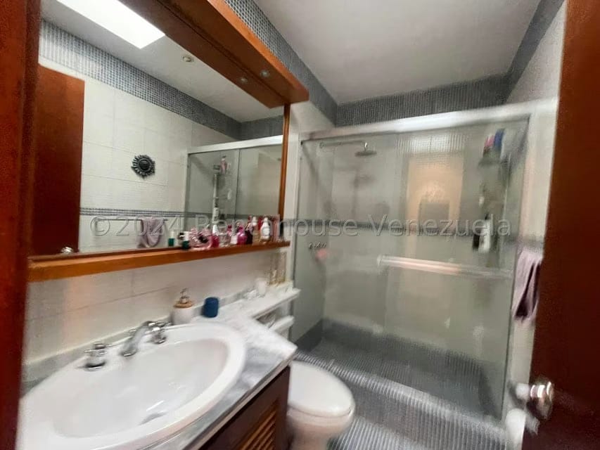 Townhouse (Multiples Niveles) en Venta en La Lagunita Country Club, Distrito Metropolitano - 33