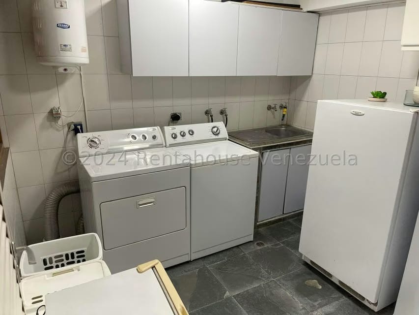 Townhouse (Multiples Niveles) en Venta en La Lagunita Country Club, Distrito Metropolitano - 36