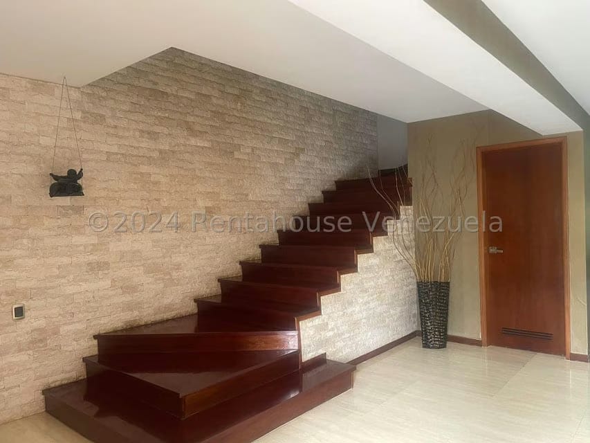 Townhouse (Multiples Niveles) en Venta en La Lagunita Country Club, Distrito Metropolitano - 5