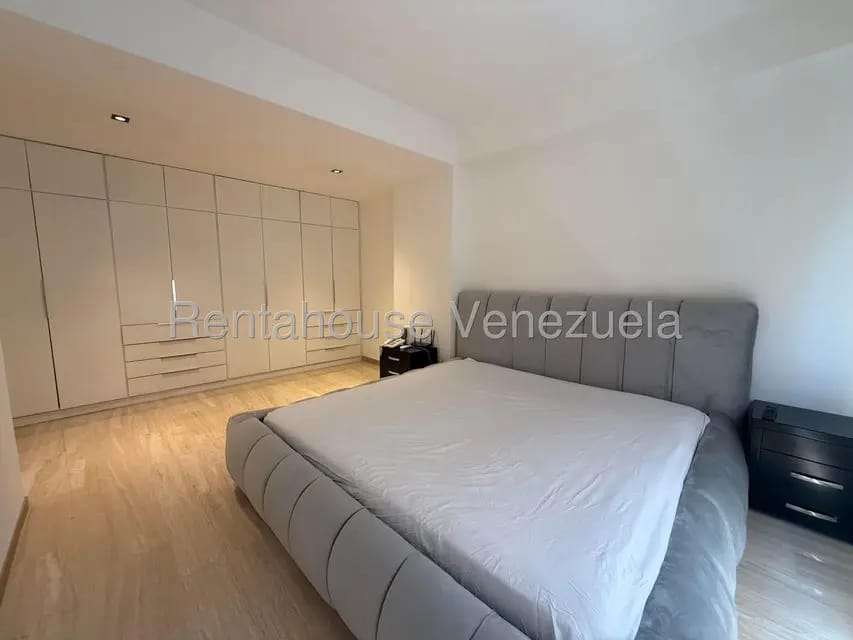 Apartamento (Duplex) en Alquiler en Los Naranjos de Las Mercedes, Distrito Metropolitano - 20