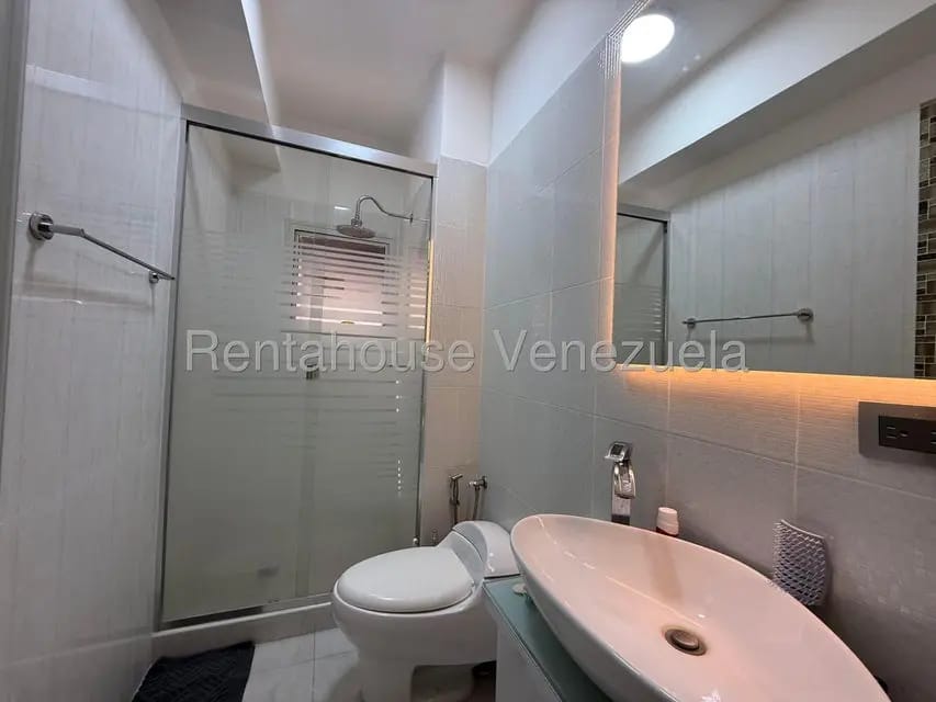 Apartamento (Duplex) en Alquiler en Los Naranjos de Las Mercedes, Distrito Metropolitano - 21