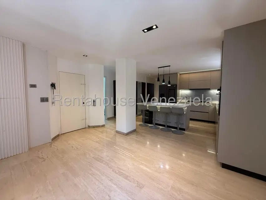 Apartamento (Duplex) en Alquiler en Los Naranjos de Las Mercedes, Distrito Metropolitano - 22