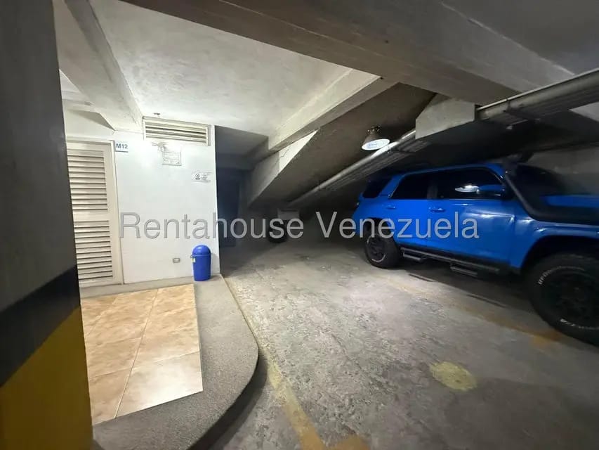 Apartamento (Duplex) en Alquiler en Los Naranjos de Las Mercedes, Distrito Metropolitano - 23