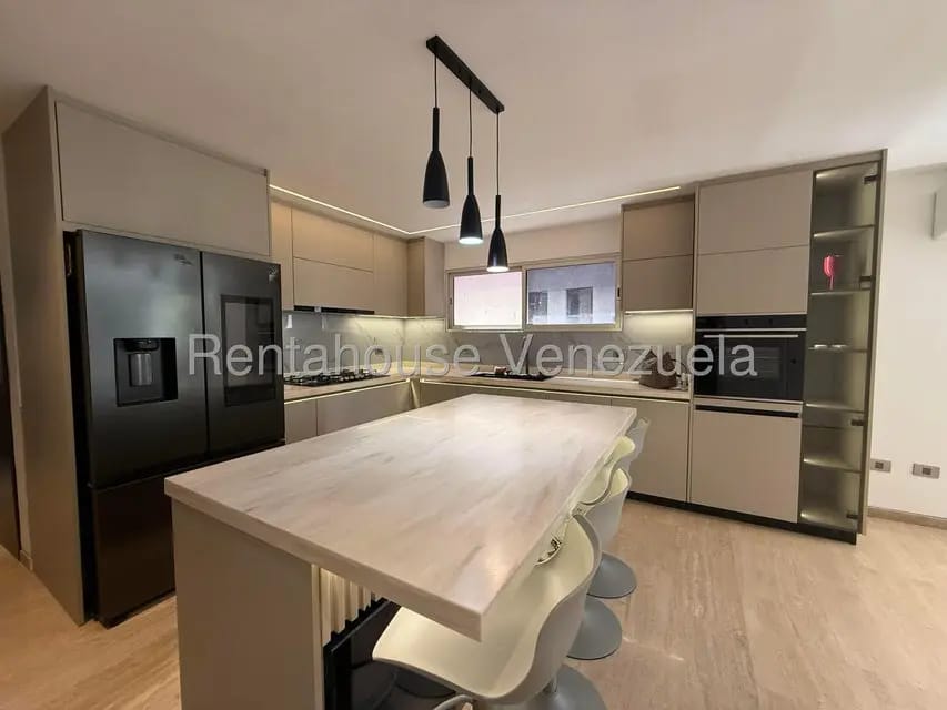 Apartamento (Duplex) en Alquiler en Los Naranjos de Las Mercedes, Distrito Metropolitano - 6