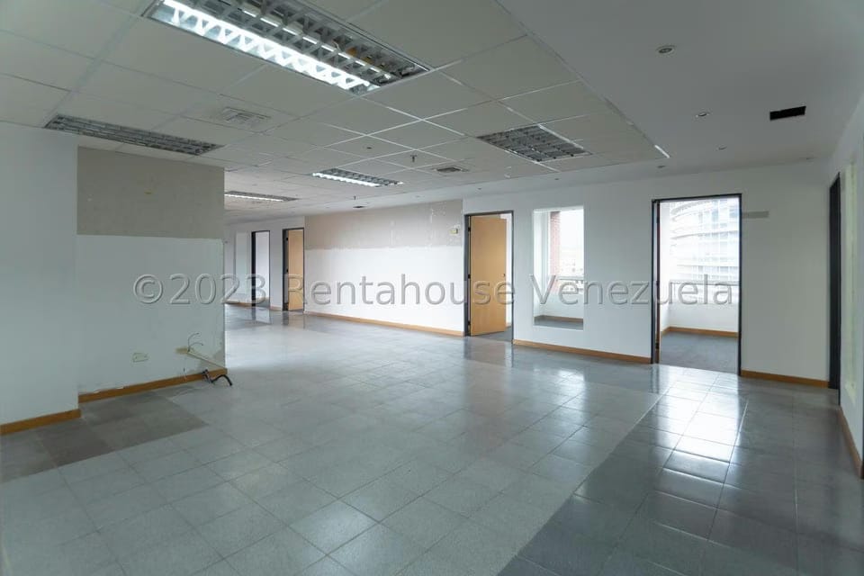 Comercial (Oficina) en Venta en Campo Alegre, Distrito Metropolitano - 3