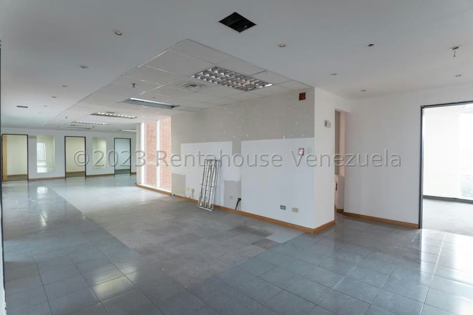 Comercial (Oficina) en Venta en Campo Alegre, Distrito Metropolitano - 5