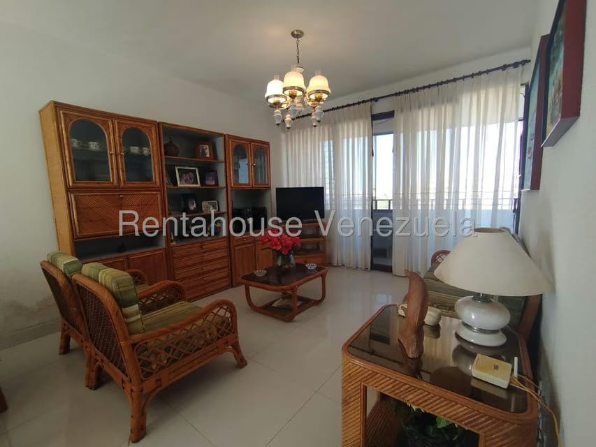 Apartamento (1 Nivel) en Alquiler en Costa Azul, Nueva Esparta