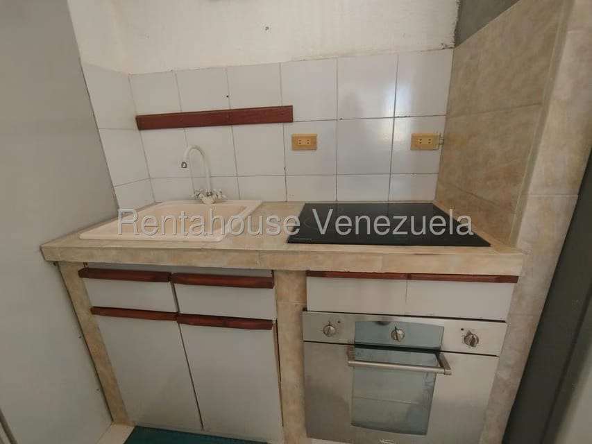 Apartamento (1 Nivel) en Alquiler en Costa Azul, Nueva Esparta - 2