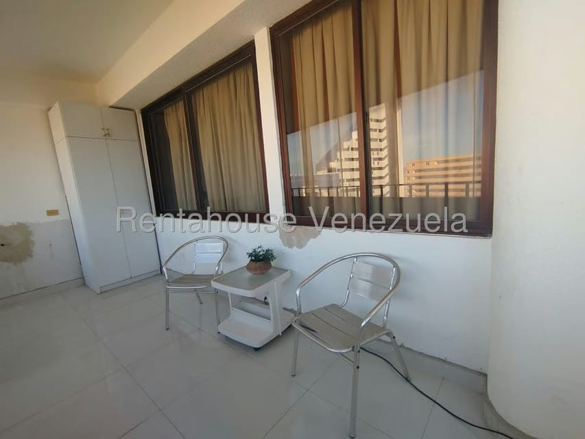 Apartamento (1 Nivel) en Alquiler en Costa Azul, Nueva Esparta - 12