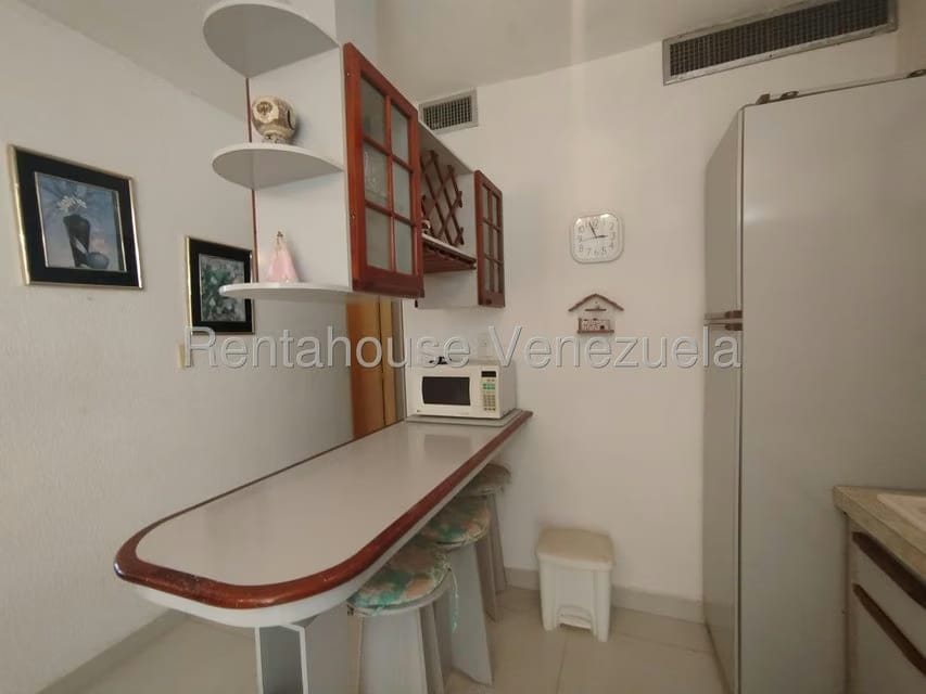 Apartamento (1 Nivel) en Alquiler en Costa Azul, Nueva Esparta - 6