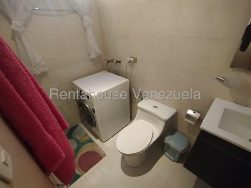 Apartamento (1 Nivel) en Alquiler en Costa Azul, Nueva Esparta - 8