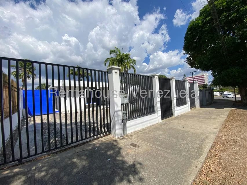 Comercial (Local Comercial) en Alquiler en Los Libertadores, Lara