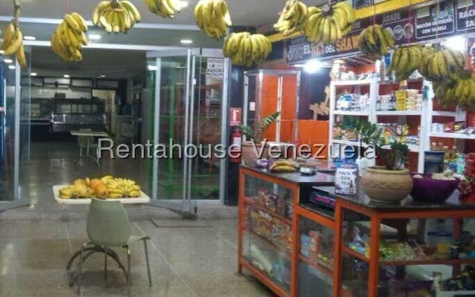 Comercial (Local Comercial) en Alquiler en La Montanita, Lara - 4