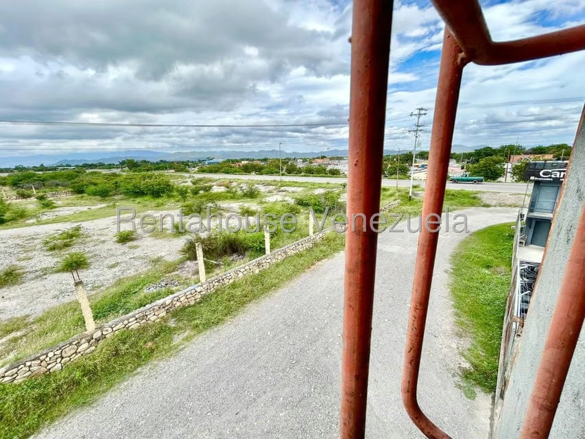 Comercial (Galpon - Deposito) en Venta en Parroquia Juan Bautista Rodriguez, Lara - 33