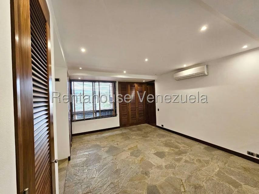 Apartamento (Duplex) en Venta en La Alameda, Distrito Metropolitano - 55