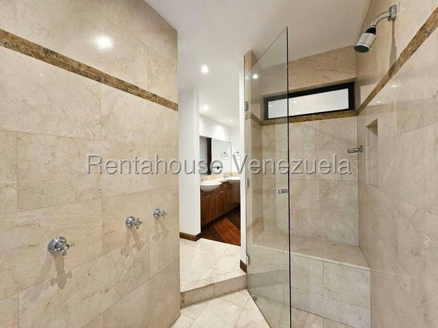 Apartamento (Duplex) en Venta en La Alameda, Distrito Metropolitano - 68