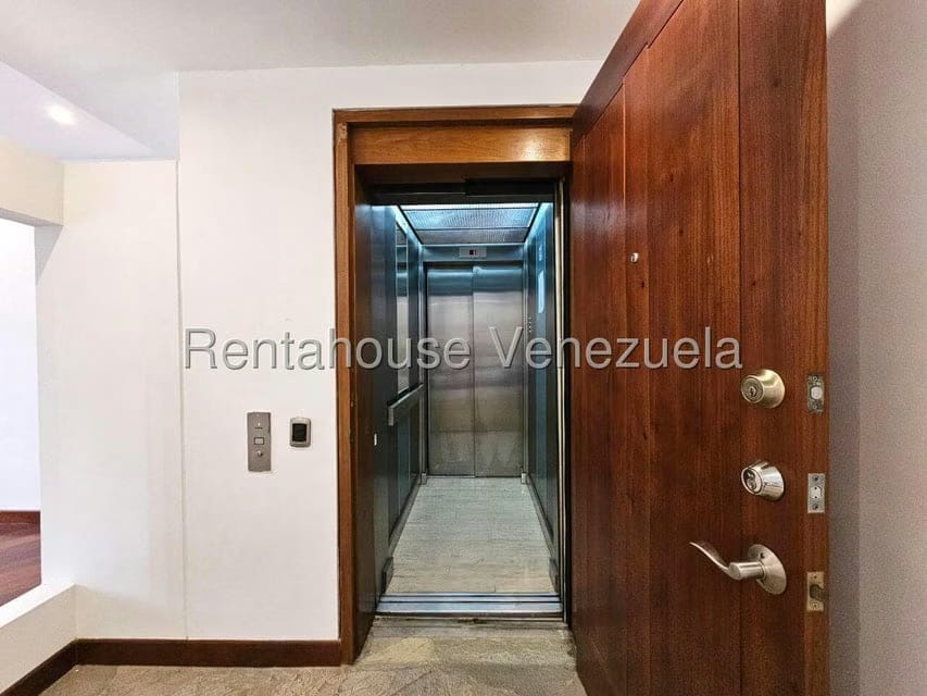 Apartamento (Duplex) en Venta en La Alameda, Distrito Metropolitano - 8