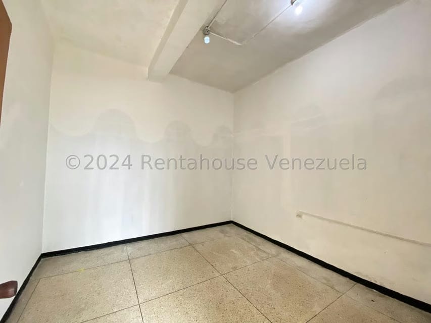 Comercial (Local Comercial) en Alquiler en Centro, Lara - 12