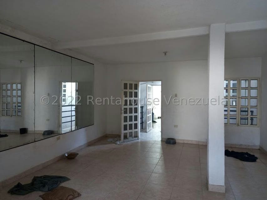 Comercial (Local Comercial) en Venta en Pueblo Nuevo, Guarico - 24