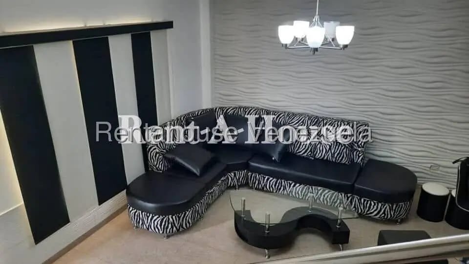 Townhouse (Duplex) en Alquiler en Centro, Zulia - 2