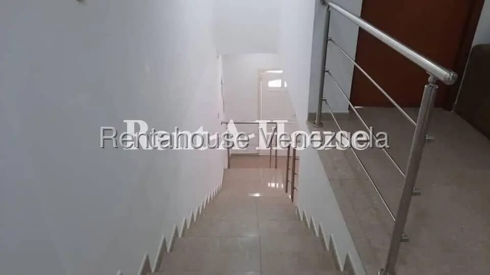 Townhouse (Duplex) en Alquiler en Centro, Zulia - 7