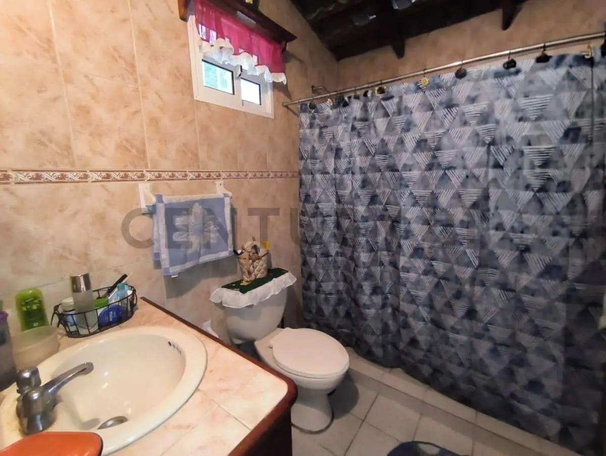 CASA EN VENTA SECTOR COTOPERIZ - 11