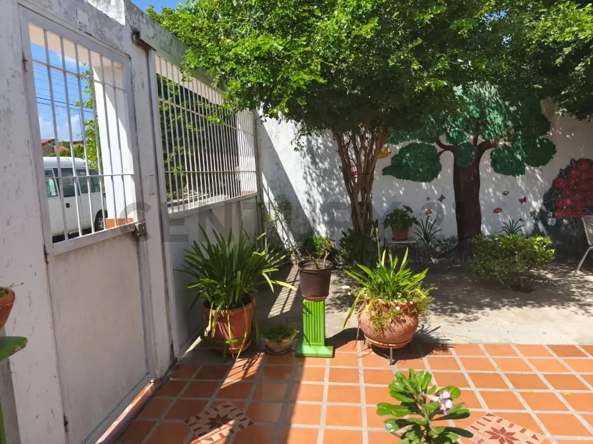 CASA EN VENTA SECTOR COTOPERIZ - 25