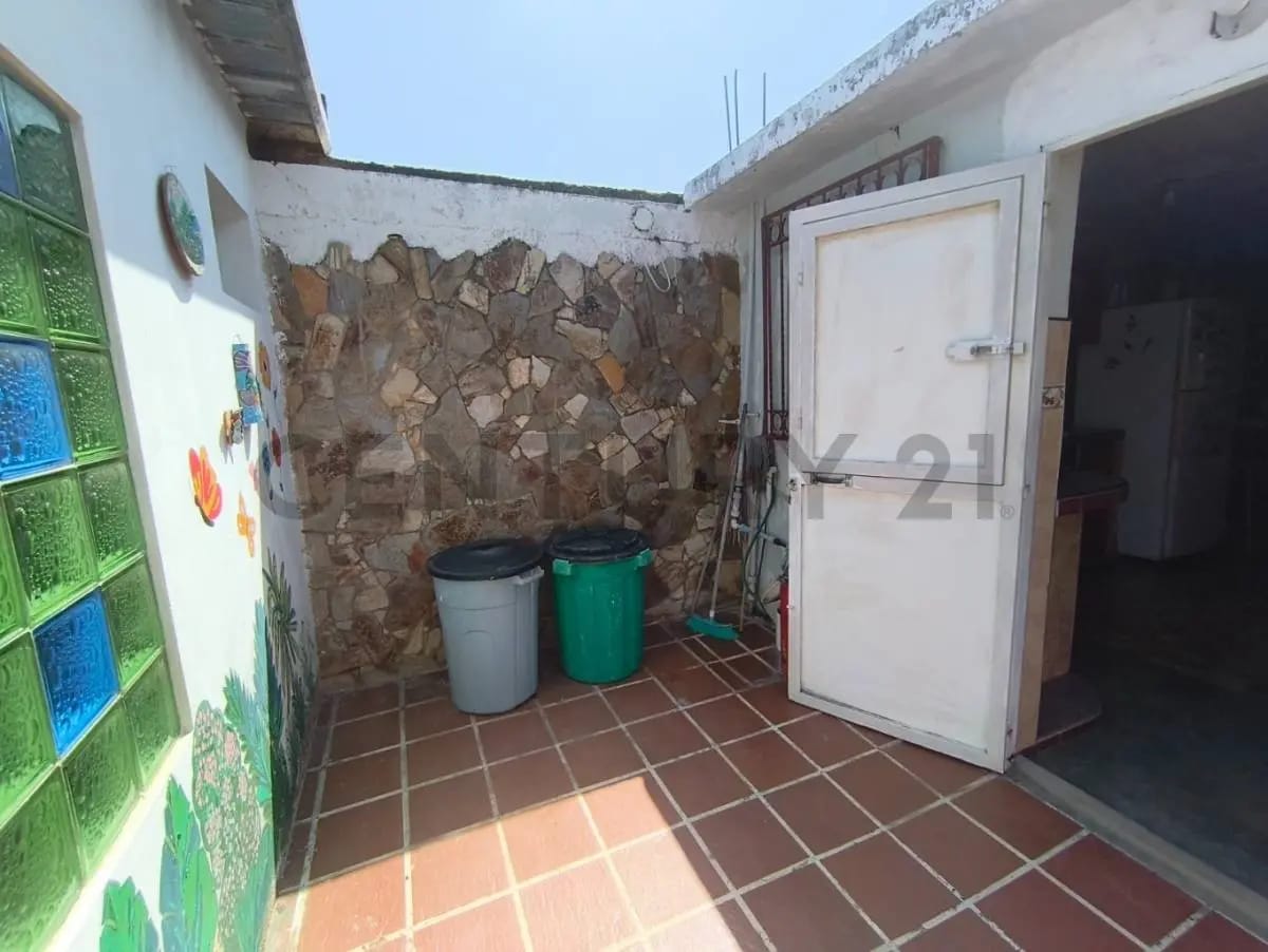 CASA EN VENTA SECTOR COTOPERIZ - 36