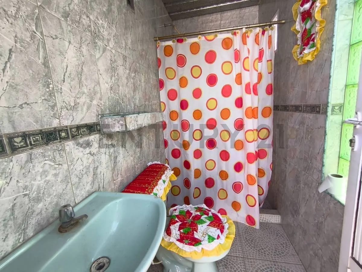 CASA EN VENTA SECTOR COTOPERIZ - 37