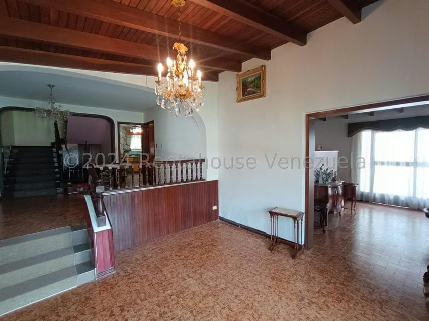 Casa (Duplex) en Venta en Santa Paula, Distrito Metropolitano - 13