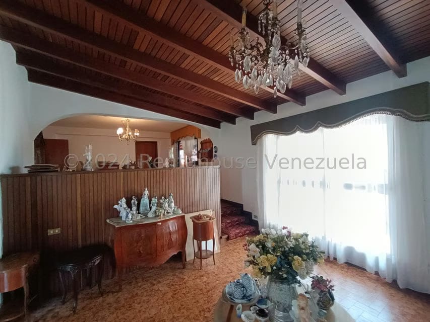 Casa (Duplex) en Venta en Santa Paula, Distrito Metropolitano - 14