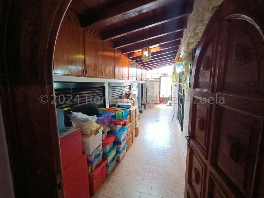 Casa (Duplex) en Venta en Santa Paula, Distrito Metropolitano - 24