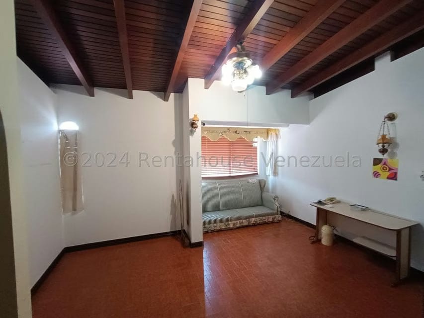 Casa (Duplex) en Venta en Santa Paula, Distrito Metropolitano - 30